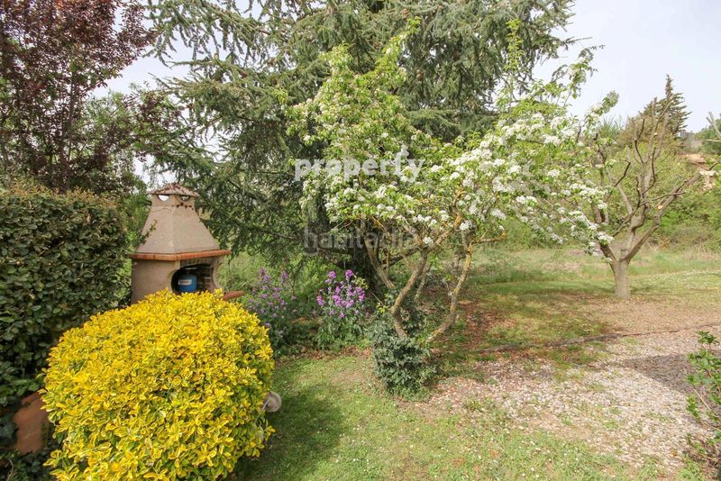 Foto cff67862-f541-4e43-8e72-20247693a0ee. Chalet  independiente con piscina y vistas en Viladrau