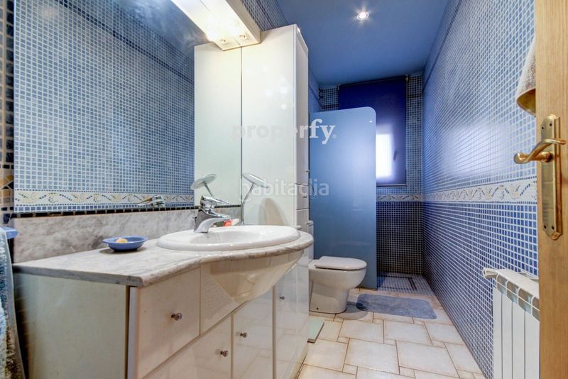 Foto d732ad1c-a7d0-4bea-aa56-7f223c4e3b59. Chalet  independiente con piscina y vistas en Viladrau