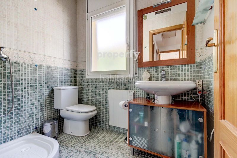 Foto 56c0fbcf-2b4a-4df6-9da2-2f46808f1cff. Xalet amb calefacció aparcament piscina a Seva