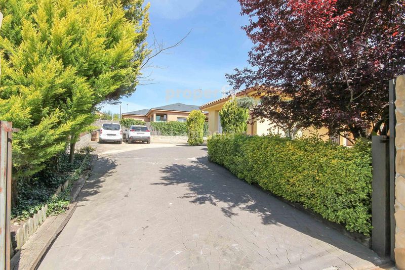 Foto c4c01fcf-3e47-4bc9-a65f-54db8b305f77. Xalet amb calefacció aparcament piscina a Seva