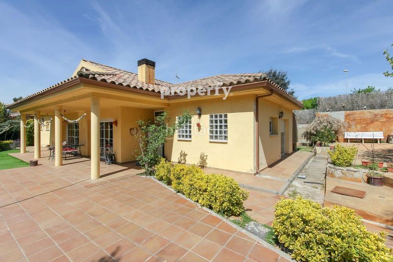 Foto e0eb261a-8b9c-43a5-a101-1d8e1aa7b8a9. Xalet amb calefacció aparcament piscina a Seva