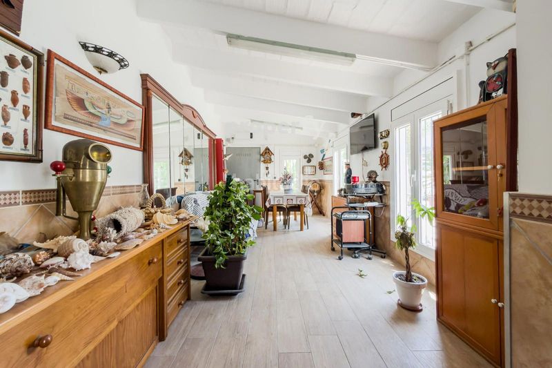 Foto 3c85c5cb-a0ef-4850-933e-275385dd37bb. Xalet amb calefacció aparcament a Sant Joan-TV3 Sant Joan Despí