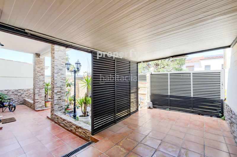 Foto 6c8a5ed0-f074-4c1e-88bc-27a91e447992. Xalet amb calefacció aparcament a Sant Joan-TV3 Sant Joan Despí