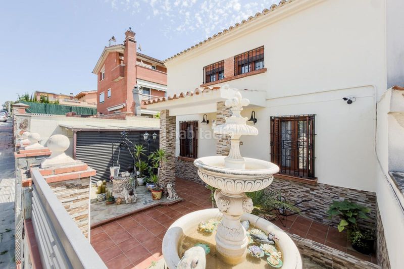 Foto b71546a5-b908-4e72-8450-71304b6feed2. Xalet amb calefacció aparcament a Sant Joan-TV3 Sant Joan Despí