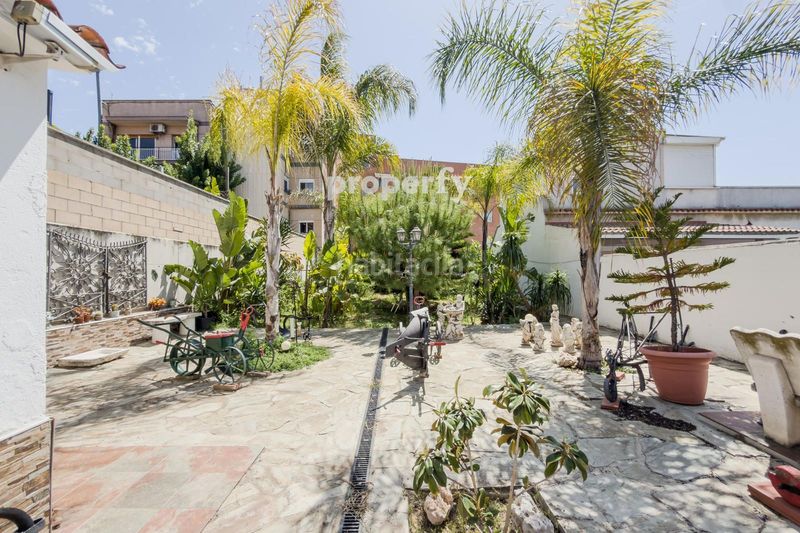 Foto bd1dd1e0-e4c1-40a8-a236-b0efef6562e8. Xalet amb calefacció aparcament a Sant Joan-TV3 Sant Joan Despí