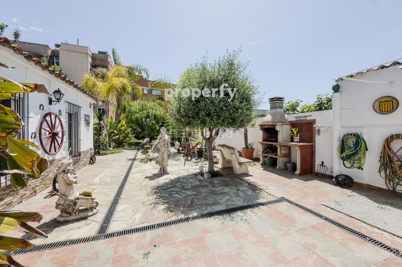 Foto d3abc090-3598-4953-ab4a-4811f6469b6e. Xalet amb calefacció aparcament a Sant Joan-TV3 Sant Joan Despí