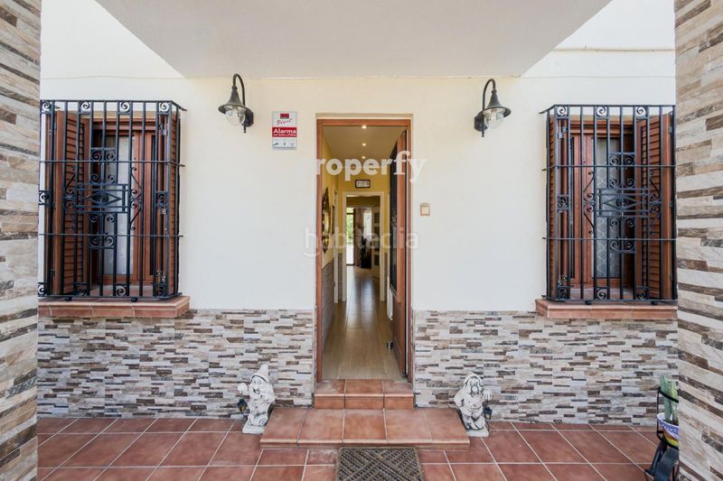 Foto ff697c3c-f946-43b5-8765-6118e974b374. Xalet amb calefacció aparcament a Sant Joan-TV3 Sant Joan Despí