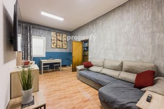 Pis  Campoamor. Piso reformado dos habitaciones y patio