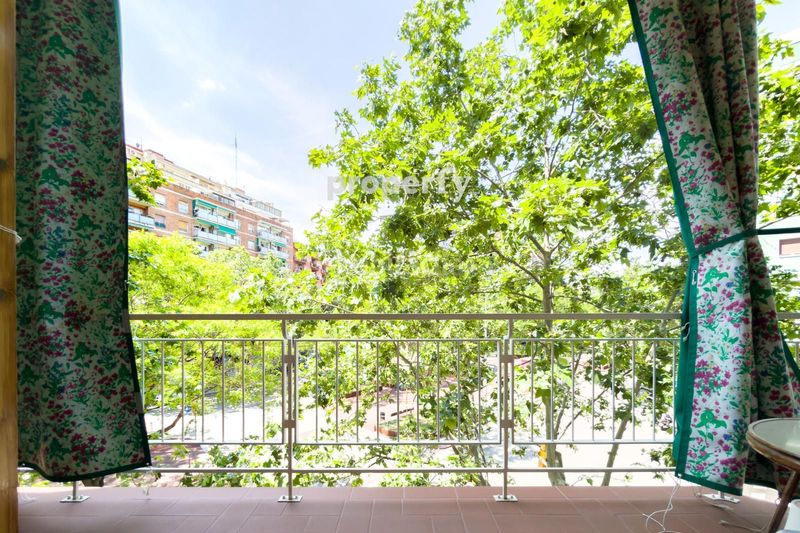 Foto d07964f7-e294-43c0-908b-ed3867b42659. Pis amb calefacció aparcament a La Nova Esquerra de l´Eixample Barcelona