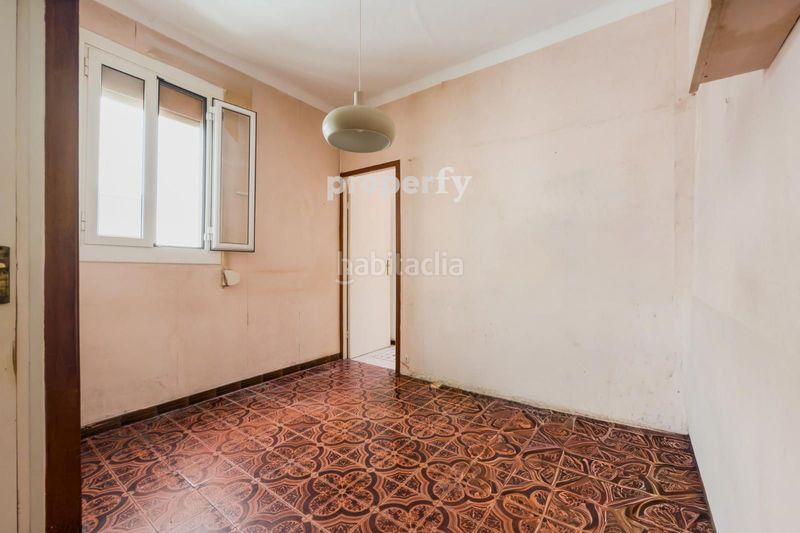 Foto f0b30c9e-5017-4744-8056-27fe8f34b628. Pis a Sant Ramon - Maternitat Barcelona