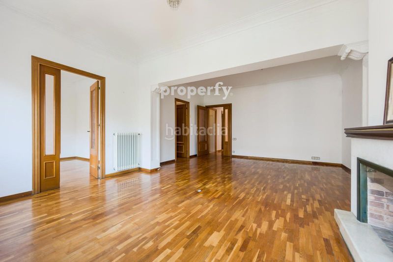 Foto 0a6f63a6-9f56-41de-be46-4425b8d9e842. Pis amb calefacció a La Salut Barcelona