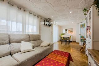 �tico en Collblanc. �tico d�plex de 4 habitaciones reformado con ascensor