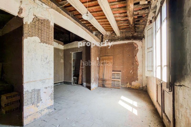 Foto 314c17b2-9dcf-43d9-9ce5-18cebd757ae9. Casa adossada a Centre Sabadell