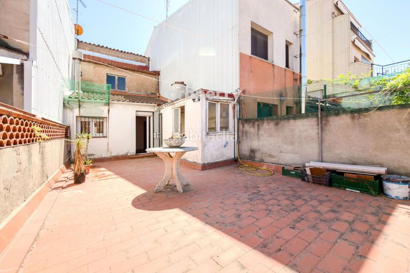 Foto 4a4f92bf-b61a-4d62-b155-05bbe54c6891. Casa adossada a Centre Sabadell