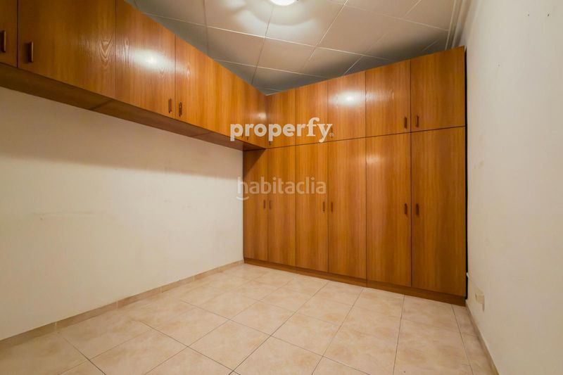 Foto 83743dc9-f1c8-412f-8cbd-61e4c138881f. Casa adossada a Centre Sabadell