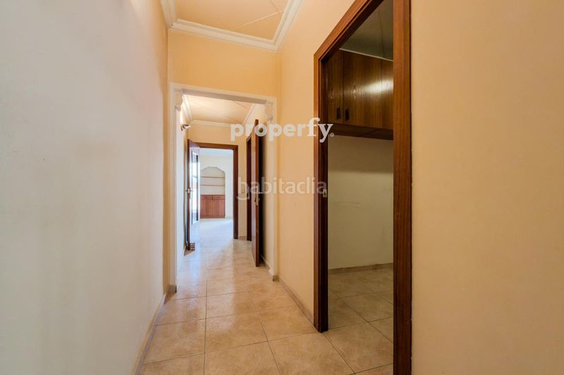 Foto 8bc9fe33-feda-40f7-9d03-3f98896cb03c. Casa adossada a Centre Sabadell