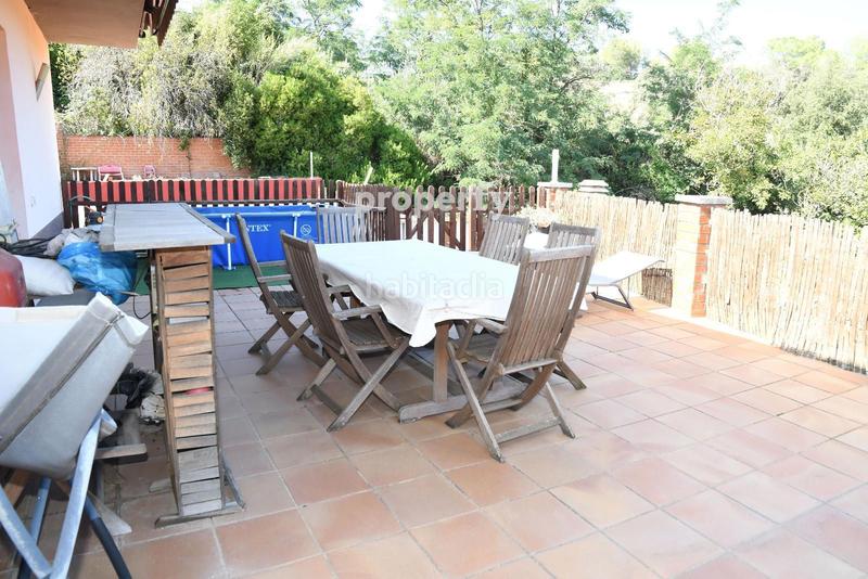 Foto 0b002b8a-cbf3-4d43-b25a-fd8c50a3c67c. Casa  independiente con piscina en Piera