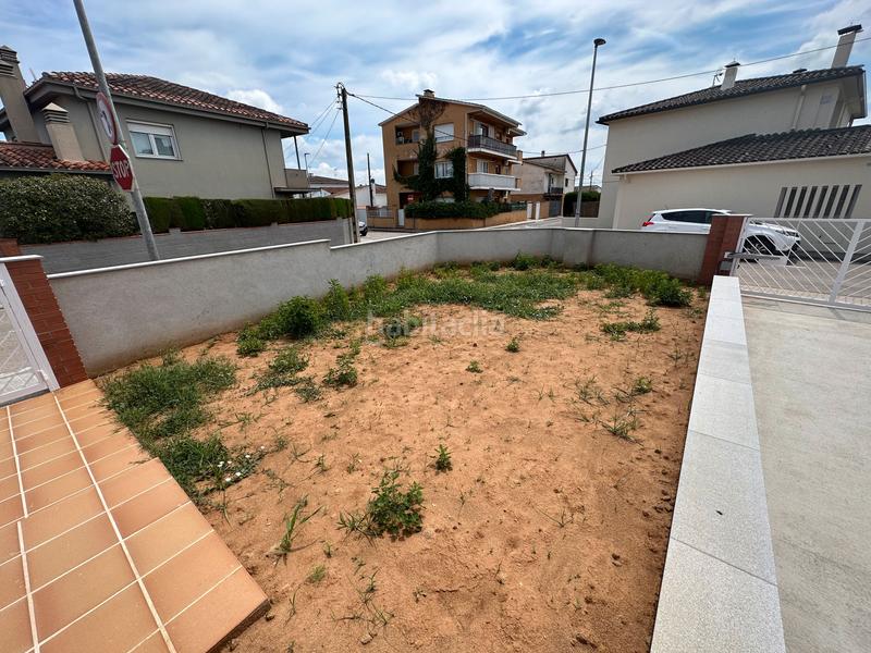 Foto 002d2caa-b907-4781-a423-21928c1e9291. Casa pareada en carrer jacint verdaguer 20 cases en Porqueres