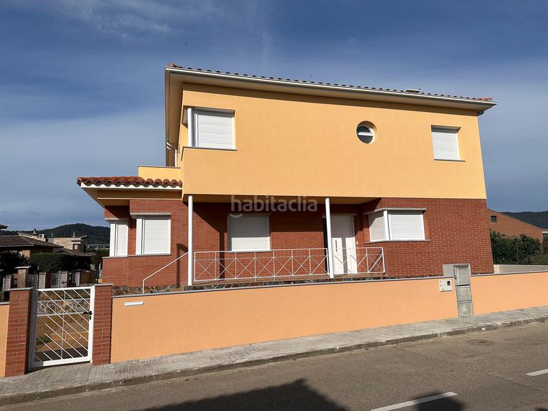 Foto 011defcd-c8d6-4f72-a3c1-70aba83ca67f. Casa pareada en carrer jacint verdaguer 20 cases en Porqueres