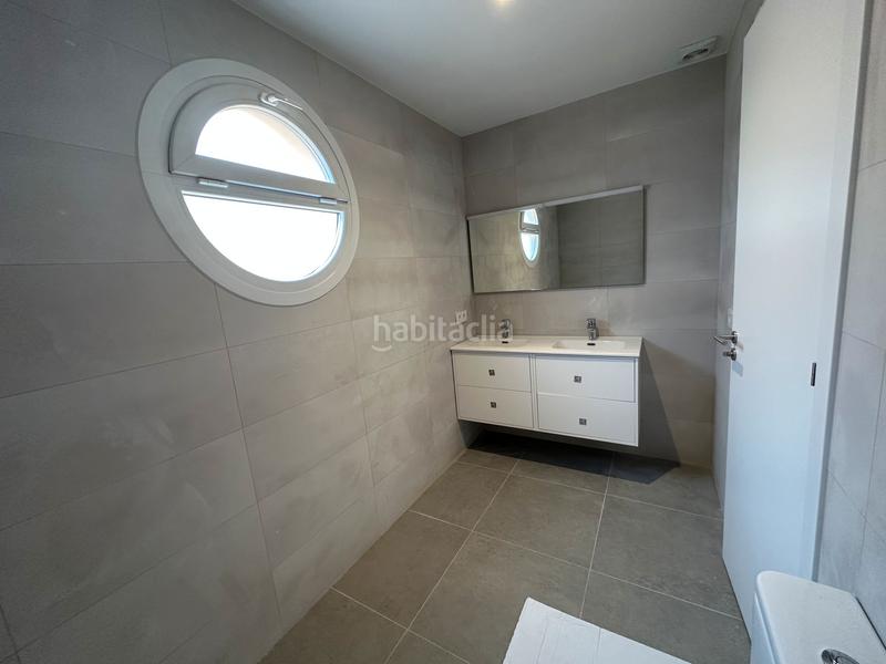 Foto 16c85ad2-c458-4360-b418-4d5d5f4967a3. Casa pareada en carrer jacint verdaguer 20 cases en Porqueres