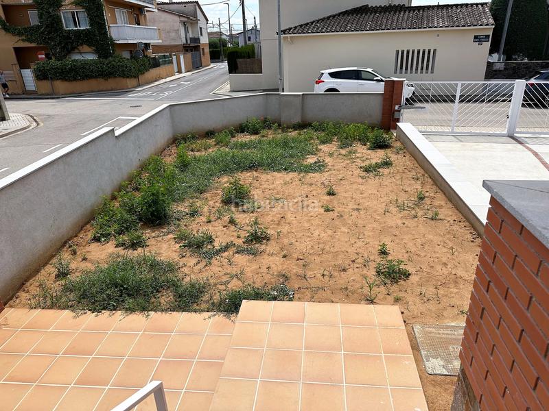 Foto 8cd64f5b-b047-4abc-9978-3bc2f834f9f5. Casa pareada en carrer jacint verdaguer 20 cases en Porqueres