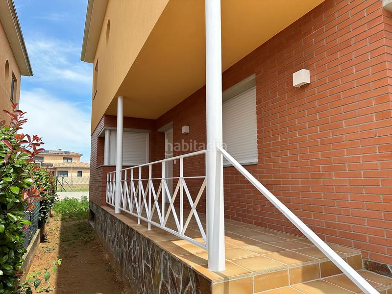 Foto d3f090e7-87d8-4d15-955a-03adda8919ff. Casa pareada en carrer jacint verdaguer 20 cases en Porqueres