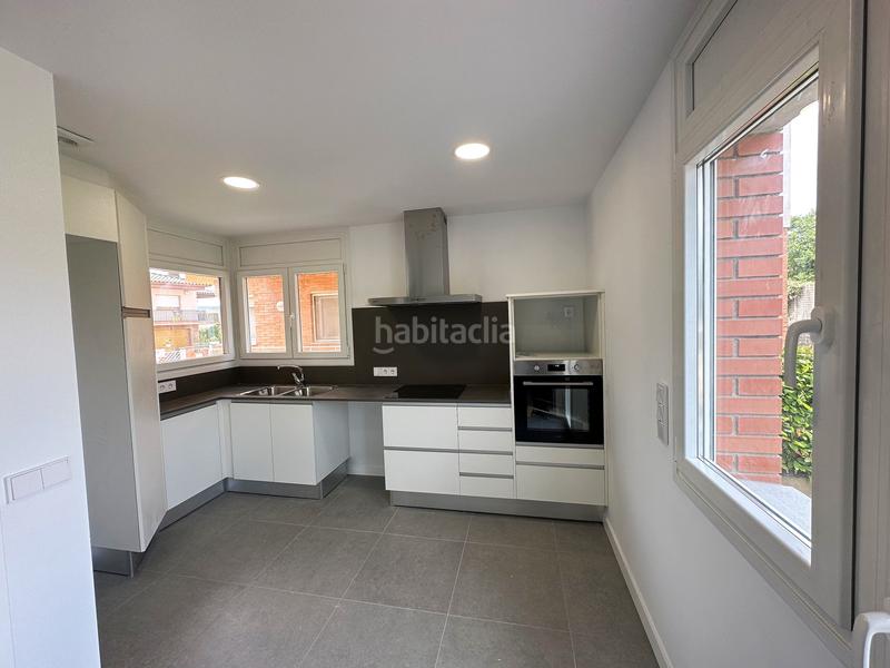 Foto f028c7e9-9a44-4cf5-b75d-8ead36fee3eb. Casa pareada en carrer jacint verdaguer 20 cases en Porqueres