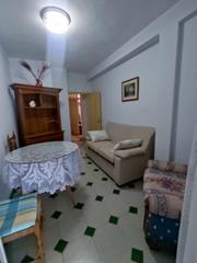 Miete Appartement in Avenida de andalucía 44. Se alquila piso para una persona ( abtenerse mas de una persona)