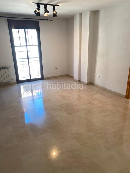 Foto 99495efe-64b2-407b-a14c-d1839a361e4b. Piso ?? piso en venta – camino de las cruces esquina calle salobreja – capital en Jaén