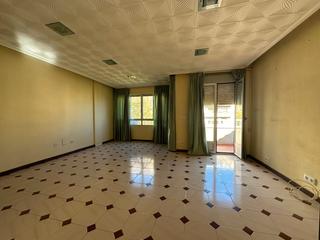 Pis a Plaza los jardinillos 9. ?? piso en venta – zona jardinillos, jaén capital ref: jardinill