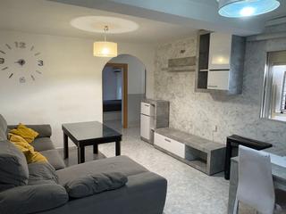 Location Appartement à Calle hernán cortés 15. ?? alquiler de piso amplio para estudiantes