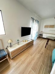 Flat in Calle Segovia 18
