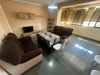 Location Appartement  Ronda del alcalde garcía segovia 4. Se alquila piso completo – zona universidad de jaén