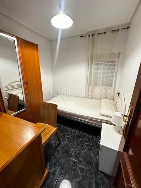 Foto 40d3f4ad-347f-4807-a839-b53a7c1bdb1b. Alquiler piso en calle bilbao 6 ?? ¡ideal estudiantes! se alquila piso ?? en Jaén
