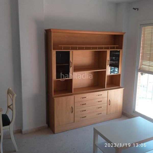 Foto 0f69d8de-eb5c-454b-a015-dc4631c3e2a7. Alquiler piso en calle santa maría del valle s/n se alquila piso reformado – junto a la universidad () en Jaén