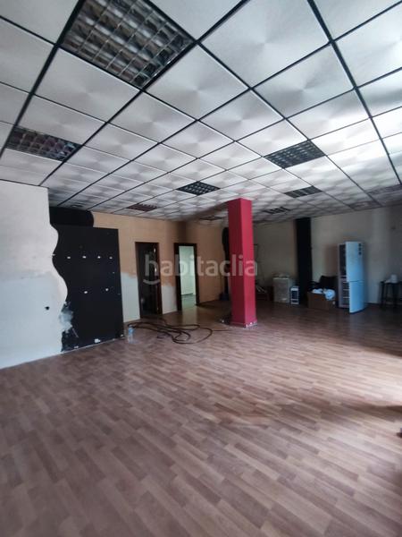 Foto d7e33b84-5869-4e95-9680-472f8b33a89d. Lloguer local comercial a Peñamefecit - Avda Barcelona Jaén