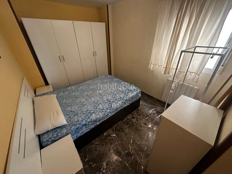 Foto 4a2ac8e7-8bf7-4071-8fa0-f8574ec3e961. Location appartement dans calle juanito valderrama 11 dans Jaén