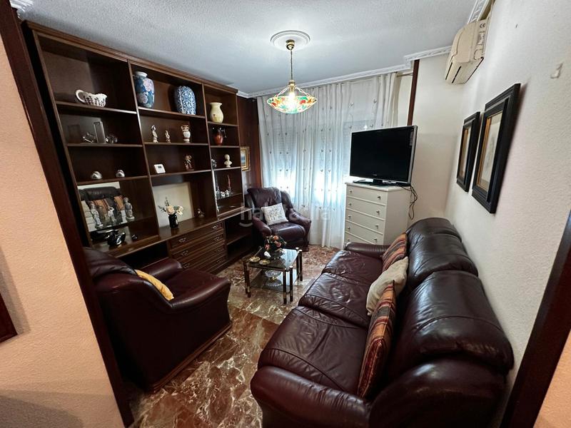 Foto 851ed0c8-7d4a-45ef-8c8f-38de92fb37cb. Alquiler piso en avenida de andalucía 42 ?? se alquila piso – gran eje, en Jaén