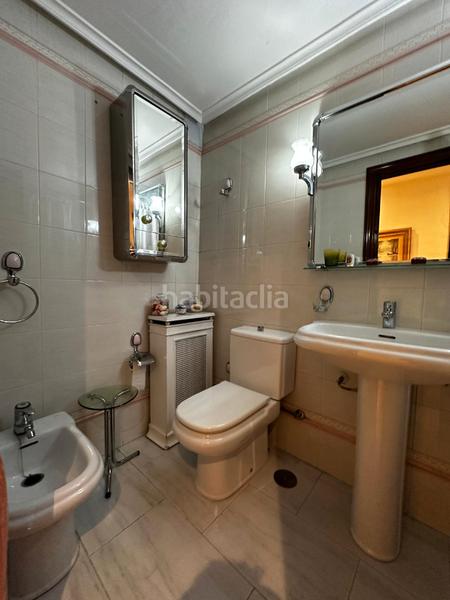 Foto c9a1d29b-6b34-448a-a226-2b6c41c60b8f. Miete etagenwohnung in avenida de andalucía 42 in Jaén