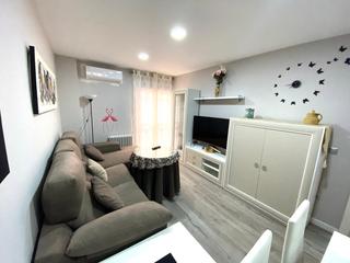 Location Appartement  Calle fuente del peral. Se alquila piso para funcionarios a partir de diciembre en las f