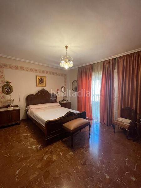 Foto d2eae5c2-cc38-4134-a1eb-c7e1f622534a. Pis a calle de san antonio 5 a Hospital Jaén