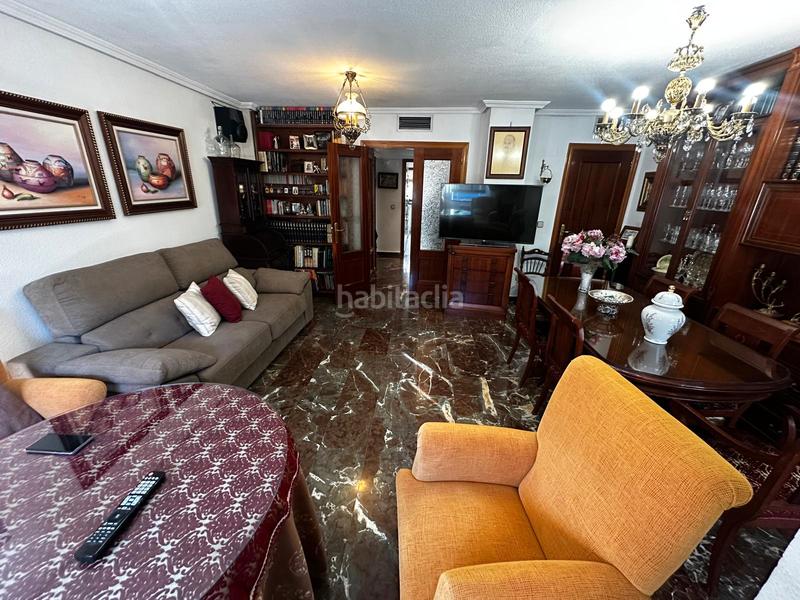 Foto 5b4a3819-4a58-4de4-bce0-76a8a01272cb. Flat with parking in Hospital Jaén