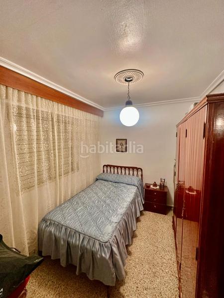 Foto fd6fc075-54d0-4112-970b-df89b8f3f6bf. Piso en avenida de andalucía 52 ? oportunidad en el gran eje – ? en Jaén