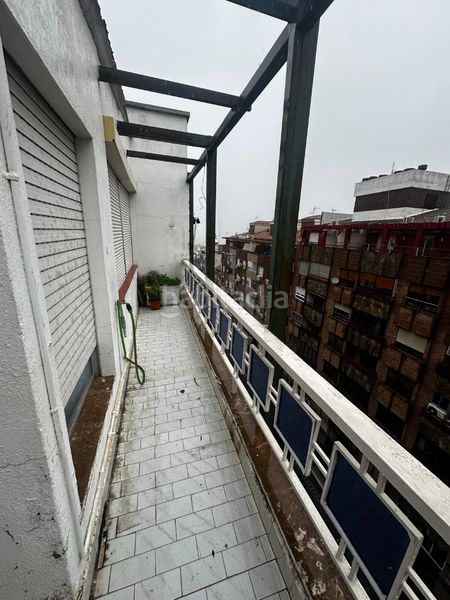 Foto b16579e0-4763-4d86-b827-8991c32fd2d3. Àtic a avenida de madrid 5 a Avda de Madrid - Pº de la Estación Jaén