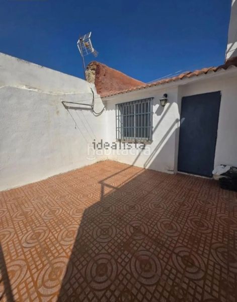 Foto b509faa8-eecd-4c9d-b574-1f70b91307a1. Xalet a Ctra. Circunvalación - La Magdalena Jaén