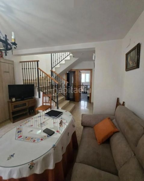 Foto e0b6cf8c-d7a3-4a6f-ba5a-56211a859e41. Xalet a Ctra. Circunvalación - La Magdalena Jaén