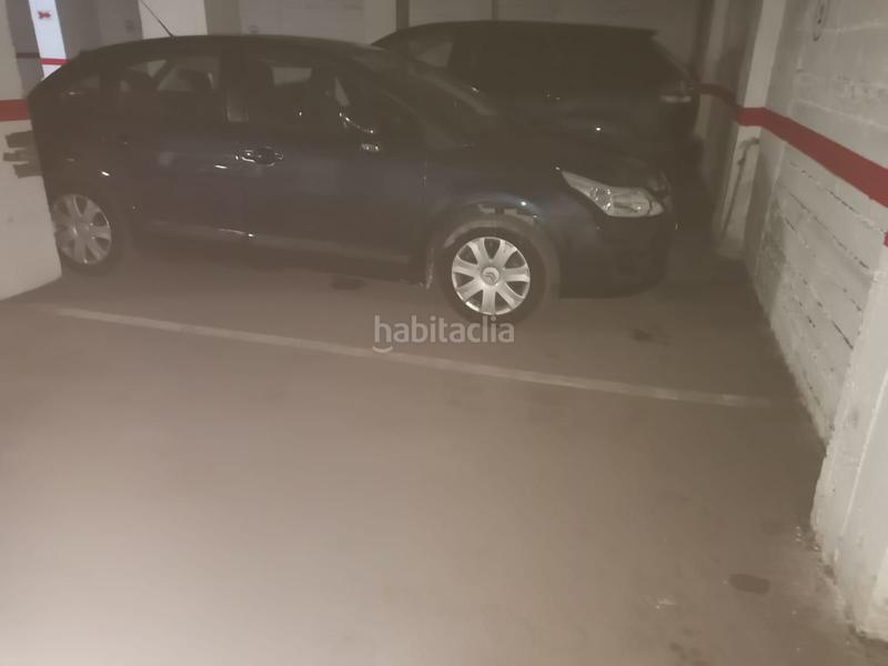 Foto f9128296-2a44-462c-a72a-5a441d0f8647. Aparcament cotxe a n/a a Peñamefecit - Avda Barcelona Jaén