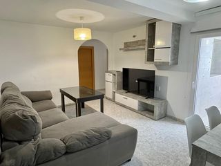 Flat in Calle hernán cortés 10