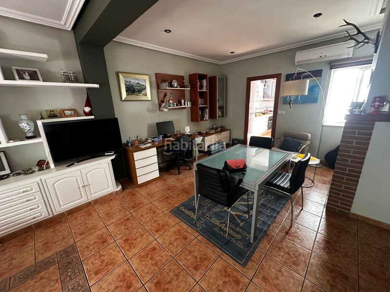 Foto c54f45fc-260d-4421-b0d3-0743f10d0ee2. Casa adossada a Peñamefecit - Avda Barcelona Jaén
