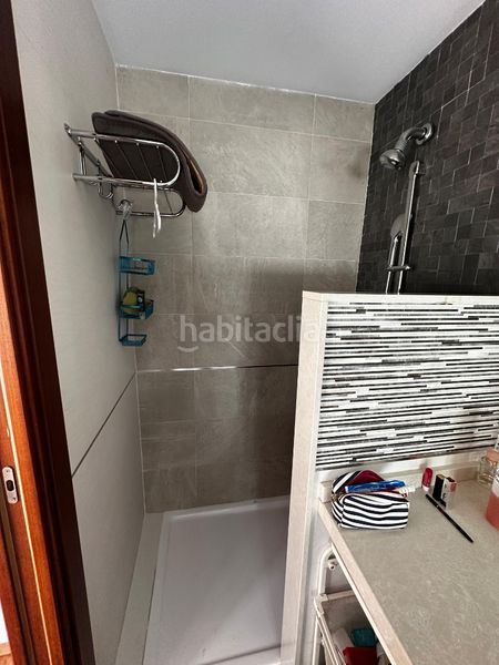 Foto f0516437-35e6-40d0-a720-313cdc223605. Casa adossada a Peñamefecit - Avda Barcelona Jaén